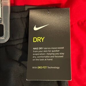 NWT Nike Black Sweatpants with White Logo - size XL Tall